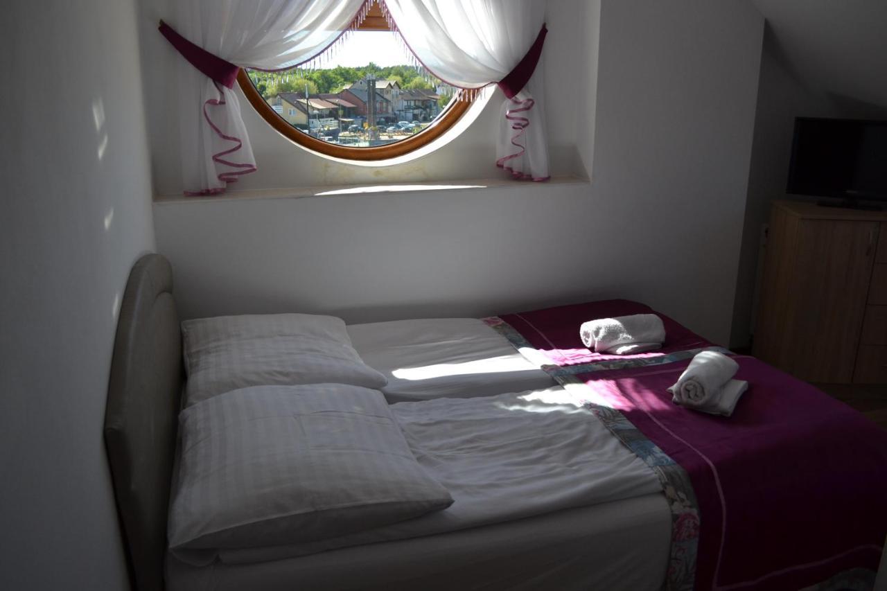 Bed and Breakfast Gosciniec Kaszebe Леба Номер фото