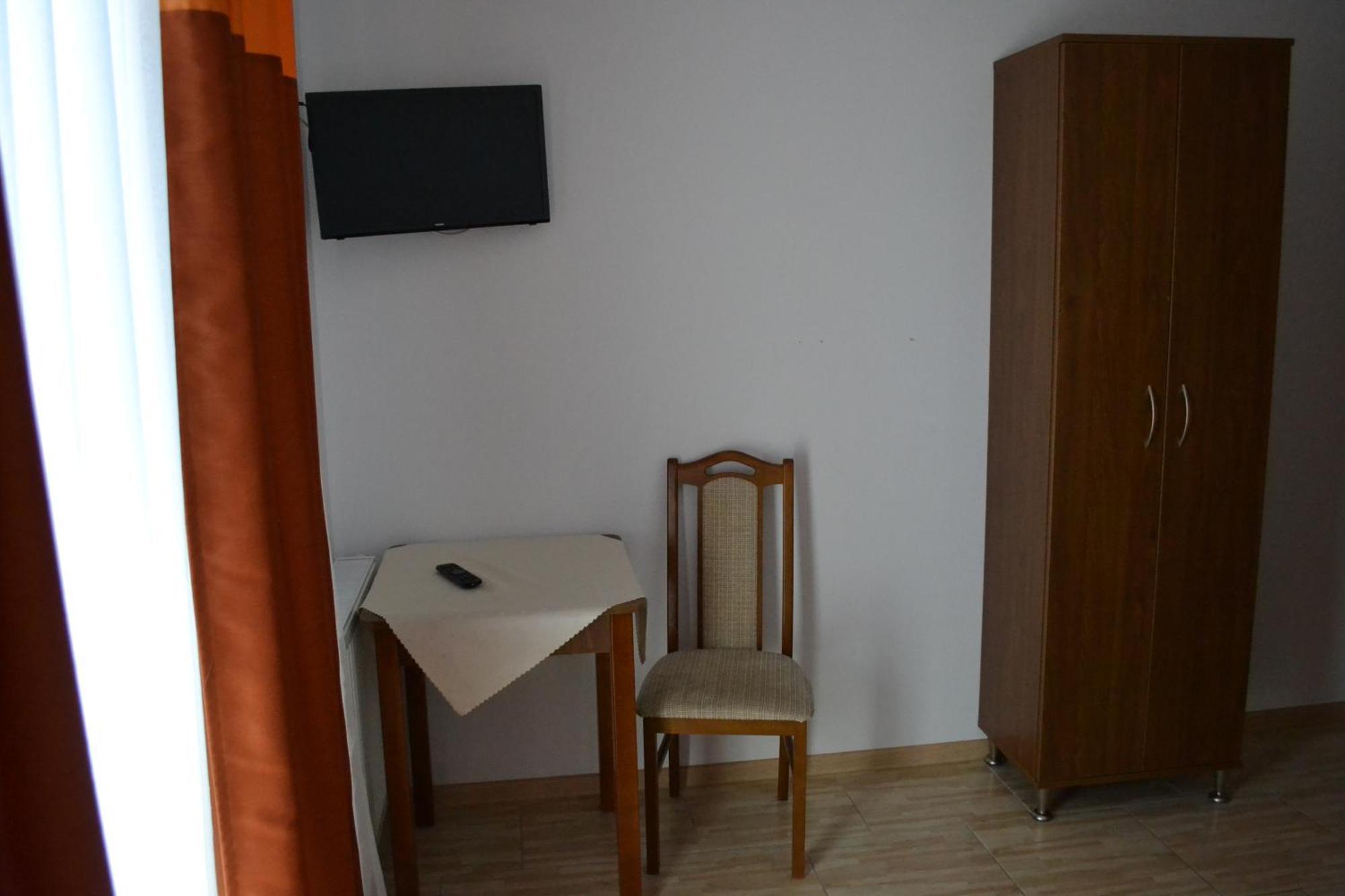 Bed and Breakfast Gosciniec Kaszebe Леба Экстерьер фото