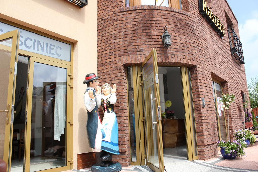 Bed and Breakfast Gosciniec Kaszebe Леба Экстерьер фото